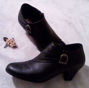 Ankle boots